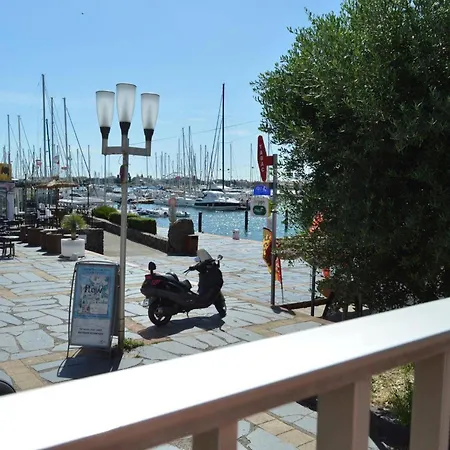 Cabine, Terrasse, Cap D'agde - 4 Pers, Proche Et Commerces - Fr-1-249-255 شقة *