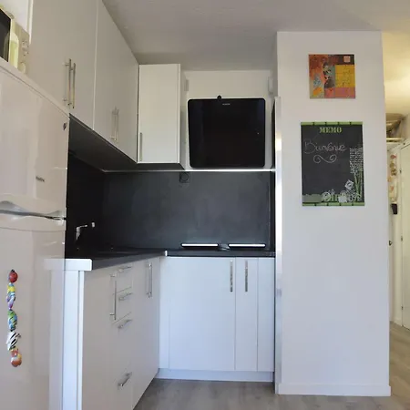 Cabine, Terrasse, Cap D'agde - 4 Pers, Proche Et Commerces - Fr-1-249-255