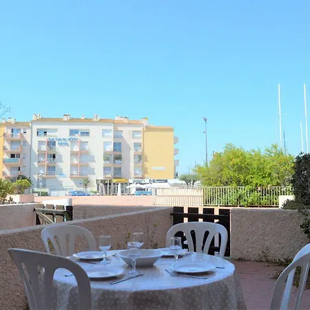 Cabine, Terrasse, Cap D'agde - 4 Pers, Proche Et Commerces - Fr-1-249-255 *