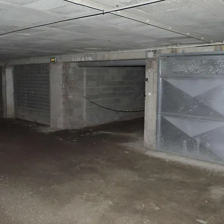 Cabine, Terrasse, Cap D'agde - 4 Pers, Proche Et Commerces - Fr-1-249-255